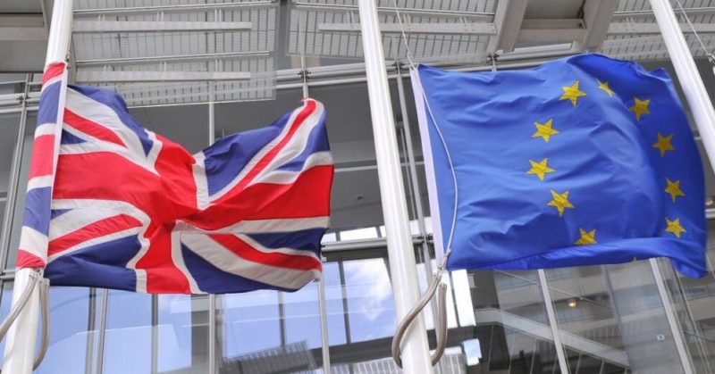 Общество: Газета: в ЕС отрицают, что Брюссель и Лондон близки к заключению сделки по Brexit
