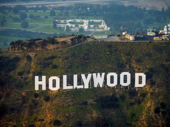 Общество: Актёры в Голливуде зарабатывают больше актрис