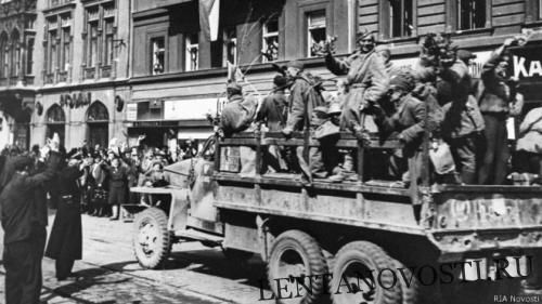 Общество: Кто в 1945 году освободил Прагу?