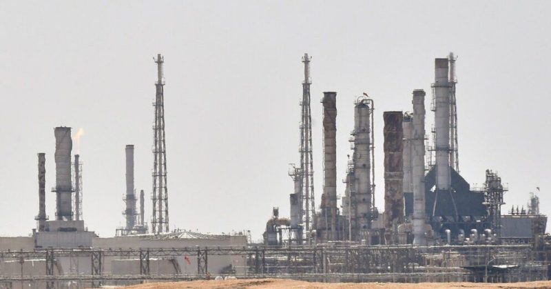 Общество: Трамп разрешил открыть стратегические запасы нефти после атаки на саудовские НПЗ