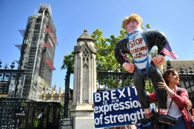 Общество: Новое соглашение по Brexit Лондон не представит раньше саммита ЕС