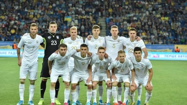Общество: Сборная Украины удержалась в топ-25 рейтинга ФИФА
