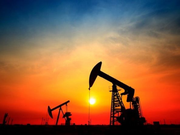 Общество: Скачок нефтяных цен - предвестник кризиса