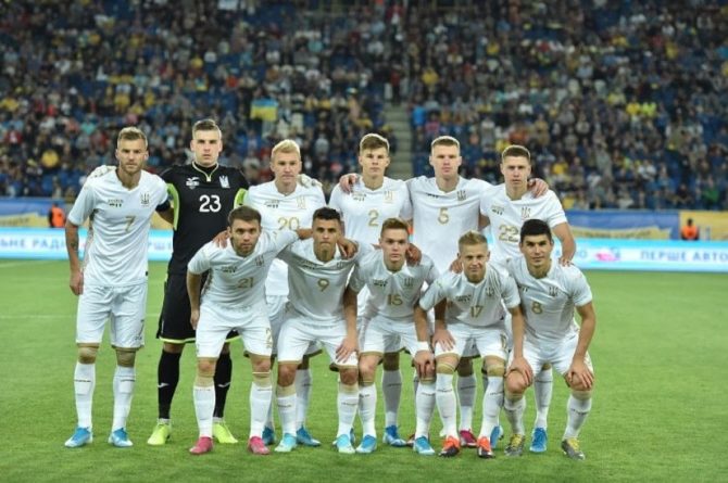 Общество: Сборная Украины по футболу сохранила место в ТОП-25 в рейтинге ФИФА