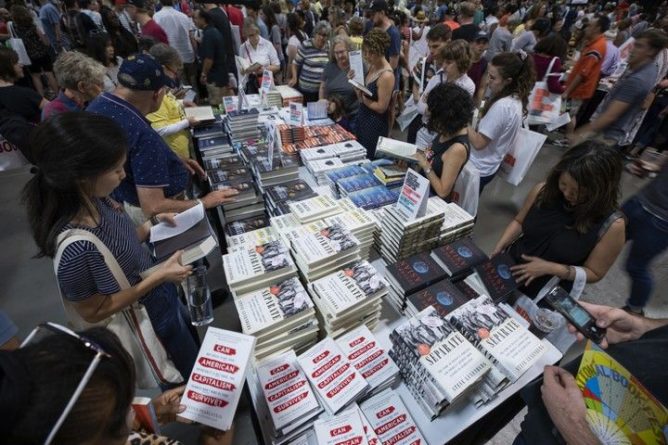Бумажные книги по-прежнему превосходят электронные по продажам - и вот почему 20092019 Общество: Бумажные книги по-прежнему превосходят электронные по продажам - и вот почему