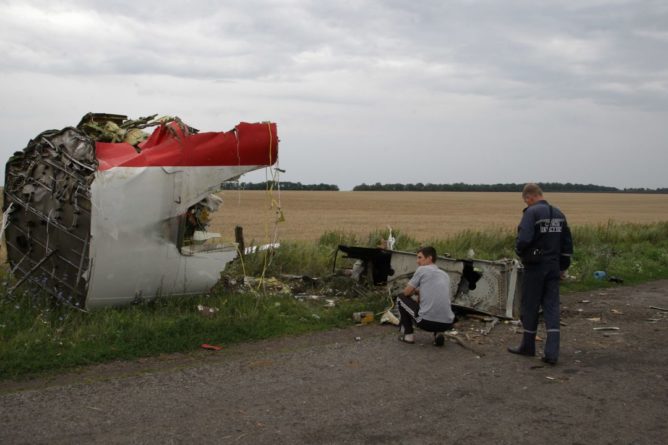 Общество: Западные СМИ признали пропаганду против РФ в деле MH17