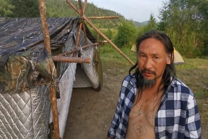 Общество: «Шествие против Путина»: Все, что нужно знать про якутского шамана и его миссию