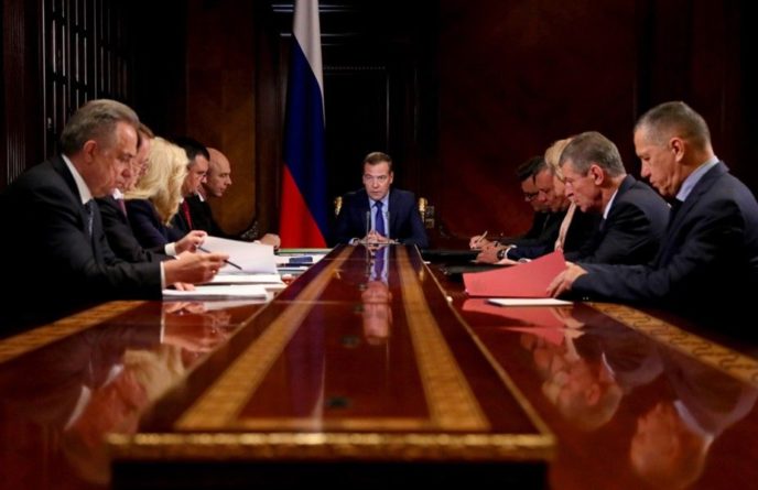 Общество: Медведев подписал постановление о принятии Парижского соглашения по климату