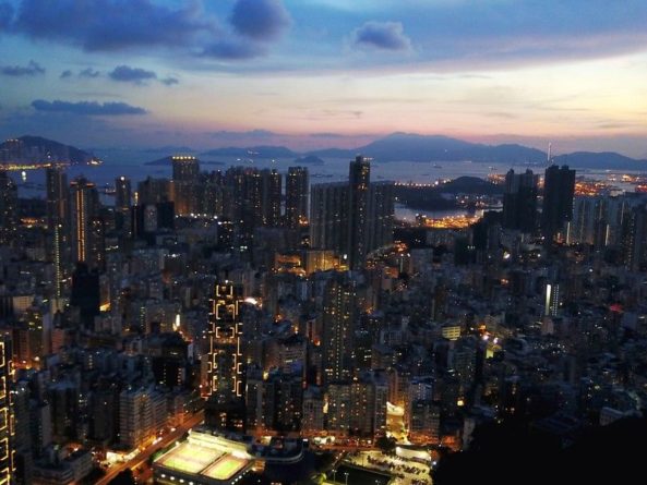 Общество: Власти Гонконга из-за протестов потратили $1 млн на улучшение имиджа города