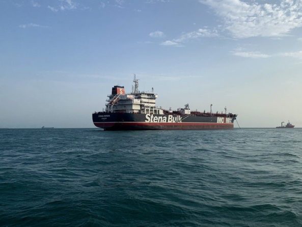 Общество: Иран принял решение отпустить британский танкер Stena Impero