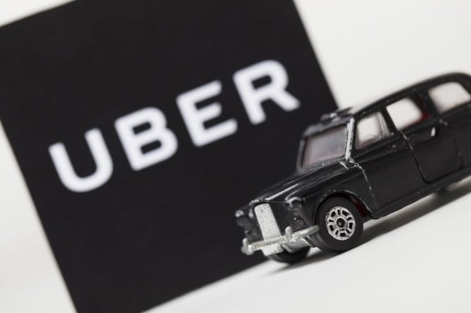 Общество: Transport for London продлила лондонскую лицензию Uber всего на два месяца