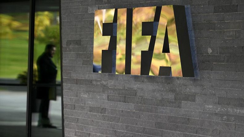 Общество: «Правильные шаги по работе с бардаком и хаосом в футболе»: в ФИФА одобрили ограничение выплат агентам и сокращение аренд