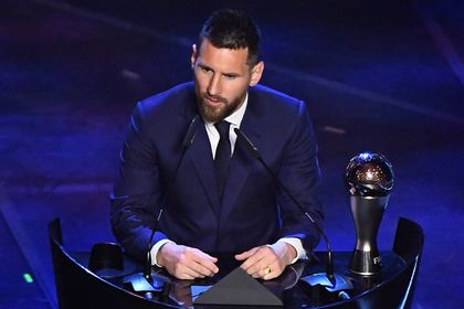 Общество: Месси проголосовал за Роналду при выборе лучшего футболиста мира