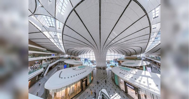 Общество: Звезда площадью 700 тысяч квадратных метров: в Пекине открыли крупнейший в мире аэропорт (фото, видео)