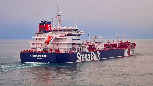 Общество: Иран отпустил задержанный в июле британский нефтяной танкер