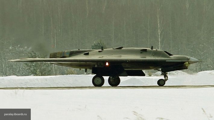 Общество: Иностранные читатели восхищаются российскими летательными аппаратами «Охотник» и Су-57