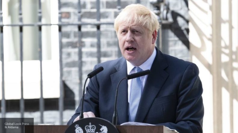 Общество: Борис Джонсон извинился за приостановку работы парламента перед королевой