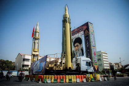 Общество: Иран захотел от США 50 миллиардов долларов