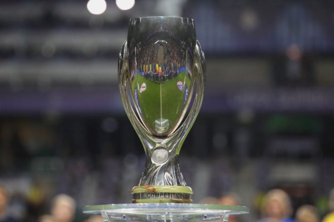 Общество: Футбольный клуб Liverpool стал обладателем Суперкубка УЕФА-2019