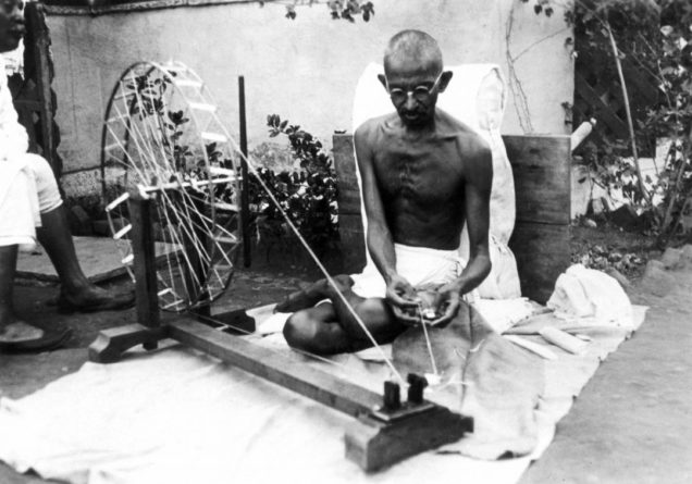 Общество: Останки Ганди похитили из мемориала в день юбилея со дня рождения