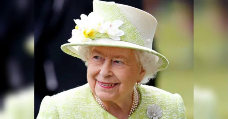 Общество: Королева Елизавета II очень страдает: названа причина