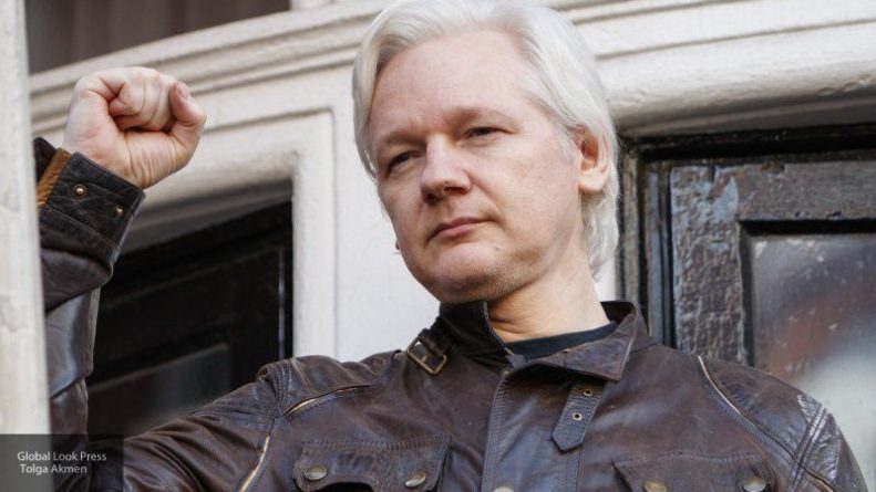 Экс-глава МИД Эквадора уверен, что Ассанж остаток жизни проведет в американской тюрьме 04102019 Общество: Экс-глава МИД Эквадора уверен, что Ассанж остаток жизни проведет в американской тюрьме