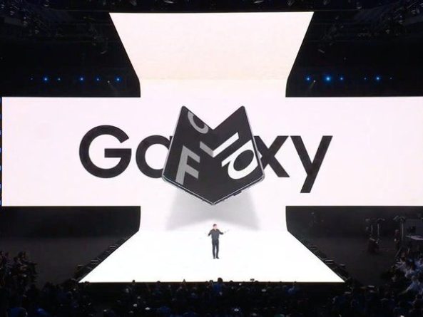 Общество: В России за три дня продали всю партию Samsung Galaxy Fold. Одно устройство стоит 160 тысяч рублей
