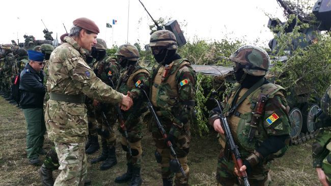 Общество: Молдавских военных будут тренировать инструкторы британской разведки