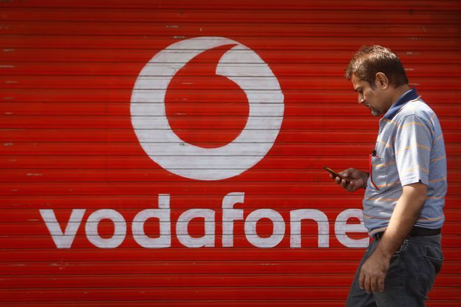 Общество: Vodafone может прекратить существование в Украине