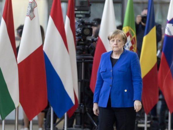 Общество: Меркель рассказала о статусе переговоров по Brexit