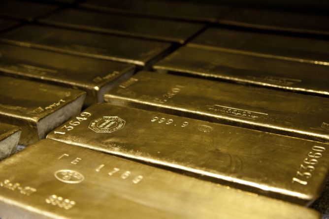 Общество: Европа готовится к денежному «концу света» с помощью золота
