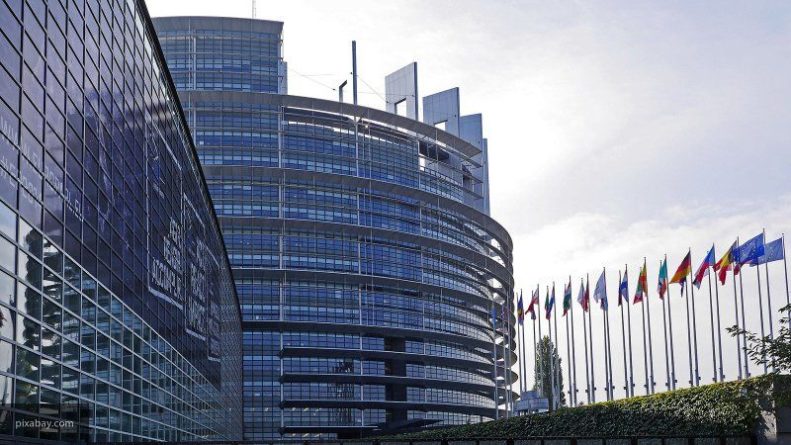 Общество: Евросоюз принял решение о продлении санкций против россиян по "делу Скрипалей"