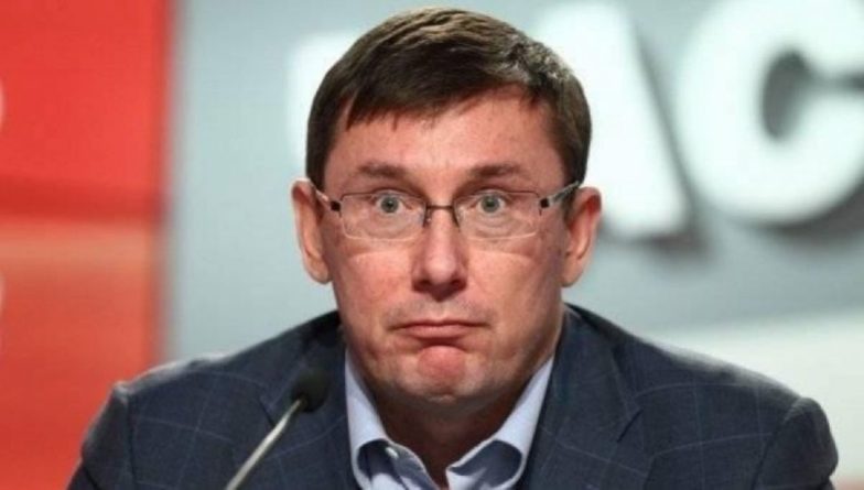 Общество: Луценко опозорился нелепой выходкой с оружием, украинцы не оценили: «Диагноз налицо»