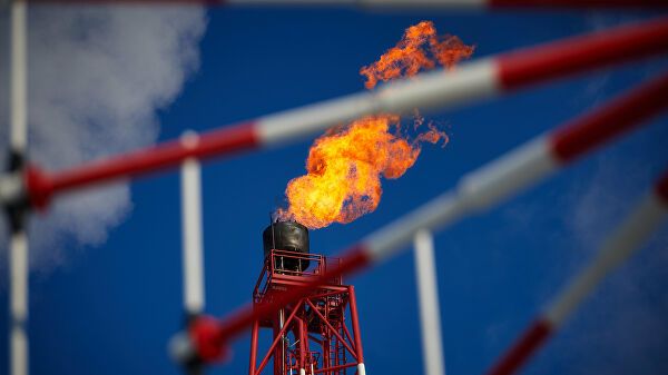 Общество: Нефть дешевеет второй день подряд на снижении внешнеторгового оборота Китая