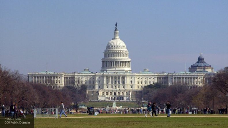 Общество: Конгрессмены США требуют включить "Азов" в список террористических организаций
