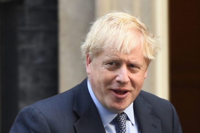 Общество: «В парламенте саботируют соглашение по Brexit, потому что хотят отставки Джонсона» — политолог