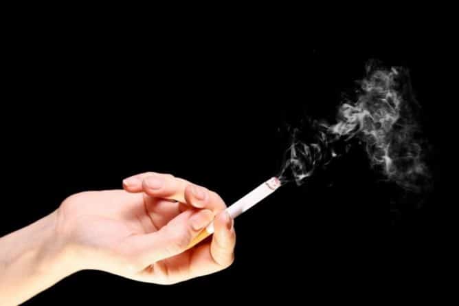 Общество: Сто гривен за пачку: новые цены на сигареты заставят украинцев курить «бамбук»