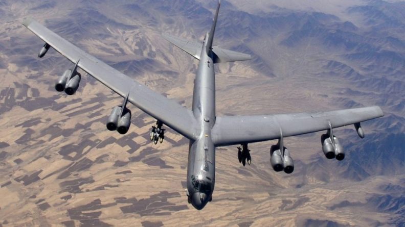 Общество: Коротченко назвал «агрессивной акцией» имитацию бомбардировок Крыма американскими B-52