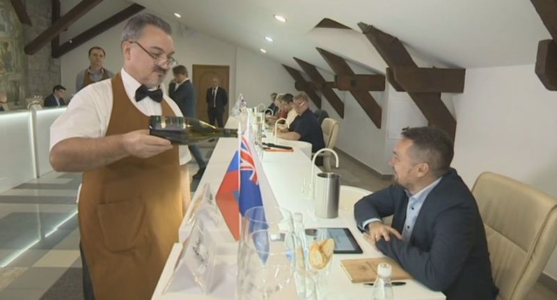 Общество: В Крыму стартовал первый международный винный конкурс