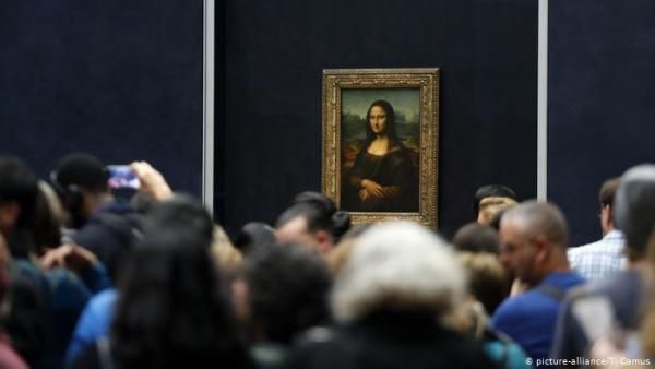 Общество: Леонардо да Винчи в Лувре: картины гения собирали по всему миру