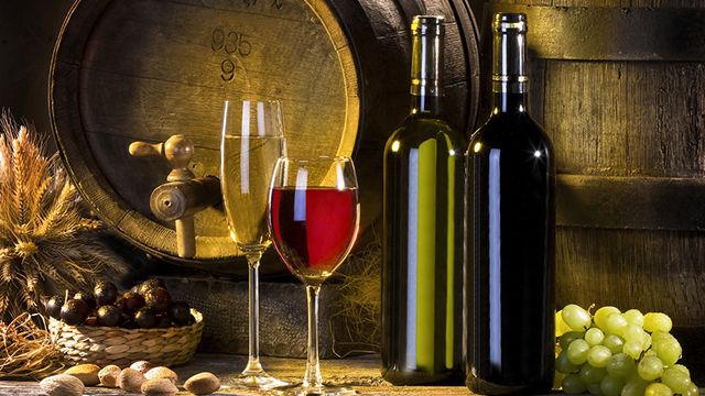 Общество: В Крыму назвали лучшие российские вина и обсудили судьбу виноделия