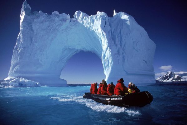 Общество: Климатологи: Скорость таяния ледников начала расти 300 лет назад