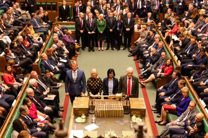 Общество: Парламент отклонил предложение Бориса Джонсона о досрочных выборах