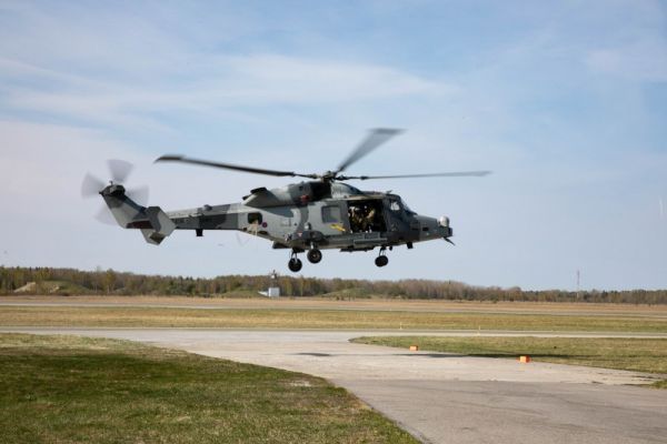 Общество: В Эстонию на учения Tractable прибыли вертолеты британской армии