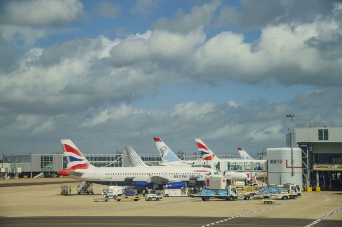 Общество: Аэропорт Гатвик разрабатывает новую схему посадки пассажиров
