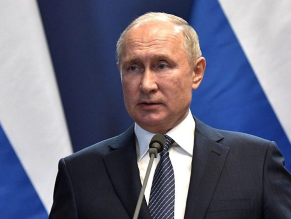 Общество: Путин вошёл в число популярных у россиян разведчиков