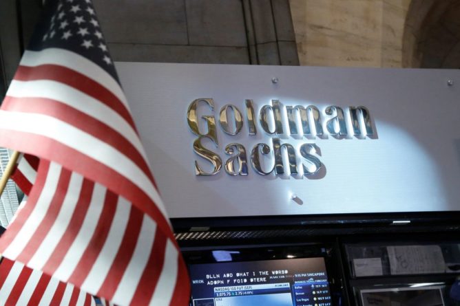 Общество: Goldman Sachs инвестировал в стартап, намеренный изменить индустрию кредитных карт