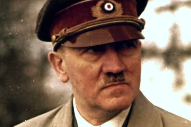Общество: Американские СМИ: Гитлер сделал из России сверхдержаву