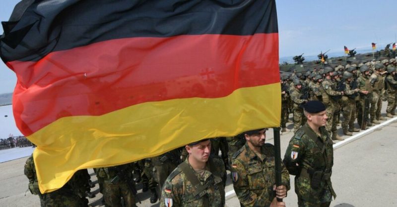Общество: НАТО: каким альянс видит Берлин? Интервью министра внутренних дел Германии порталу DELFI