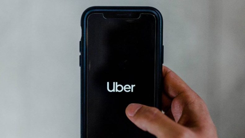 Общество: Uber теряет рабочую лицензию в Лондоне